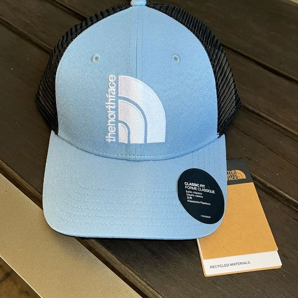 The North Face Mudder Trucker Mesh Black UNC Carolina Blue Baseball Cap Hat Dome